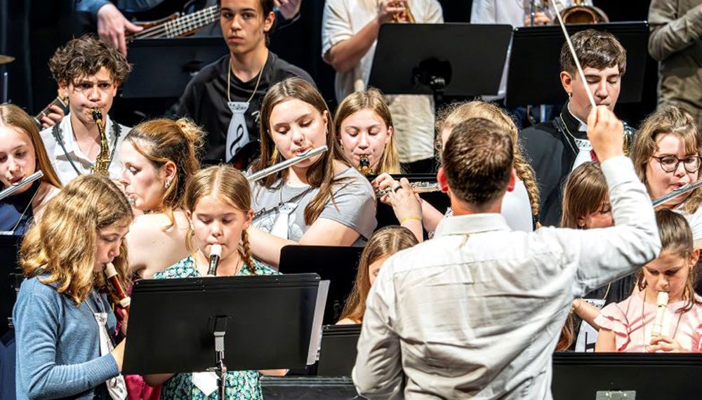 Hudební cesta adventem se žáky ZUŠ Děčín