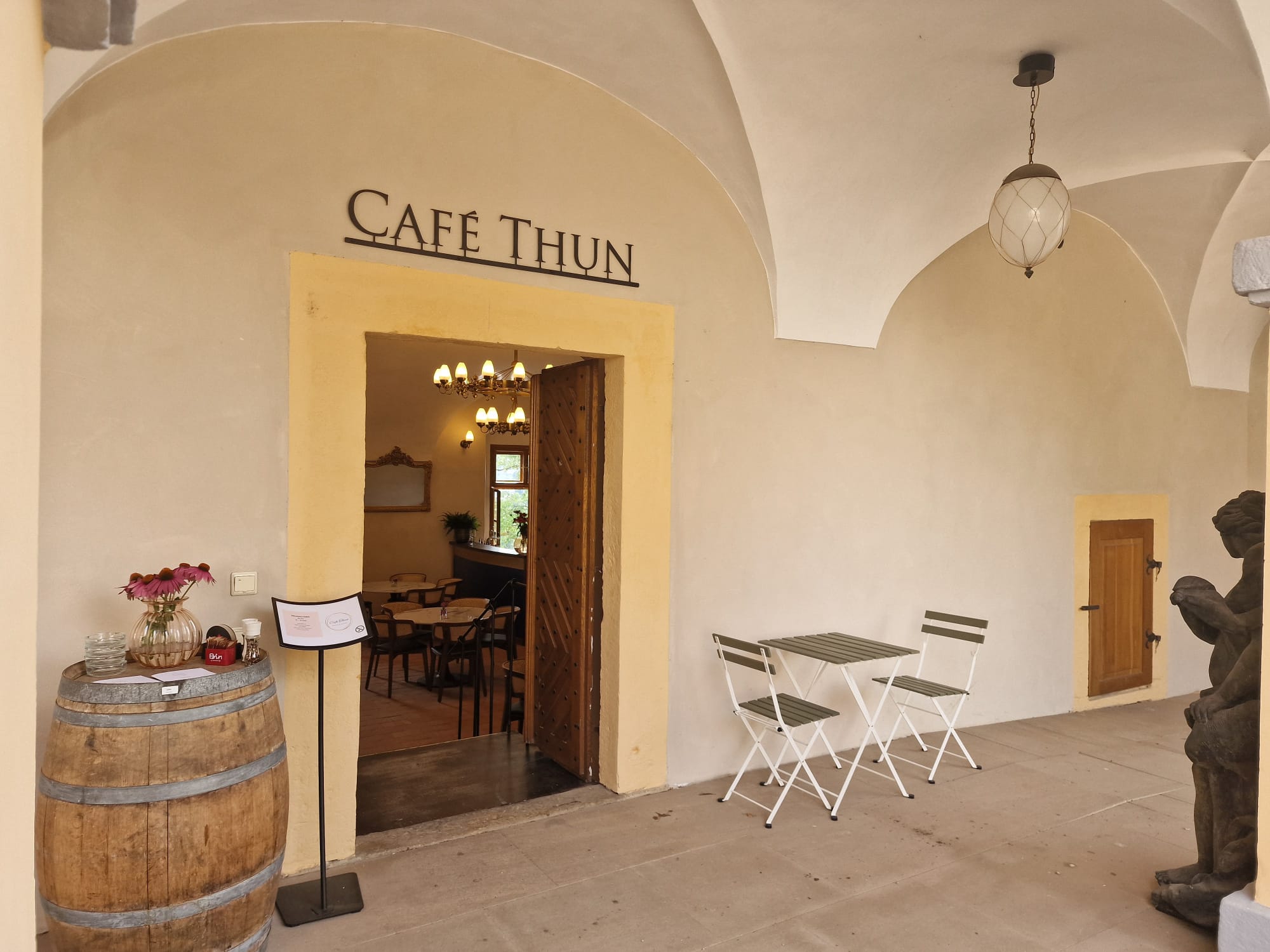 Nově otevřené bistro Café Thun